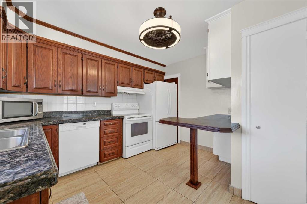 9211 Elbow Drive SW - 12