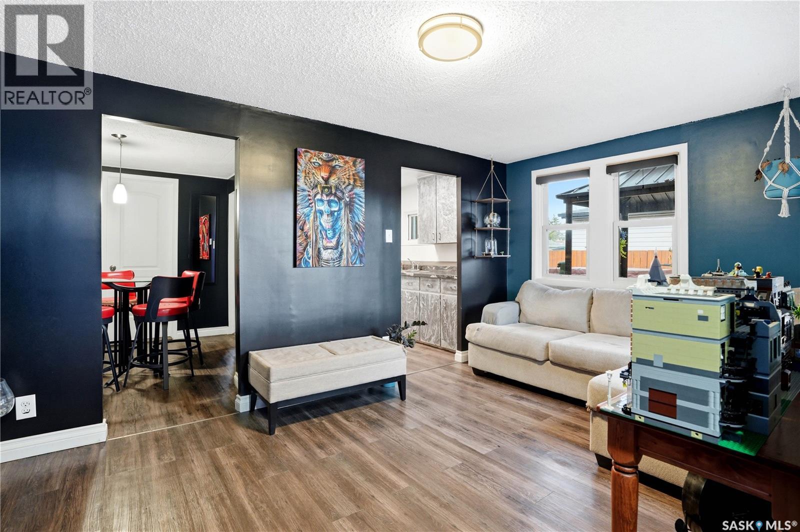 908 L AVENUE N - 4
