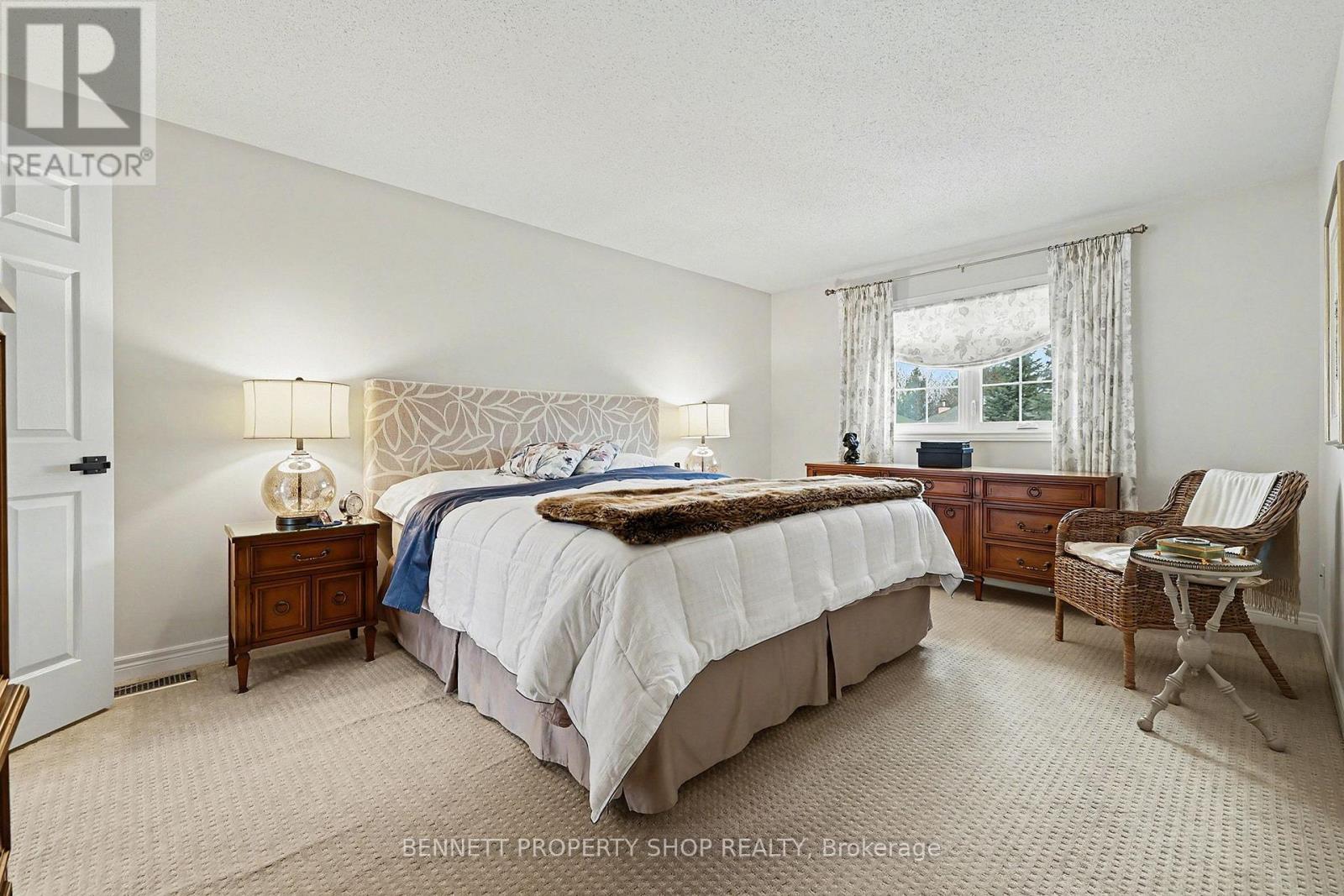 12 SHERK CRESCENT - 17
