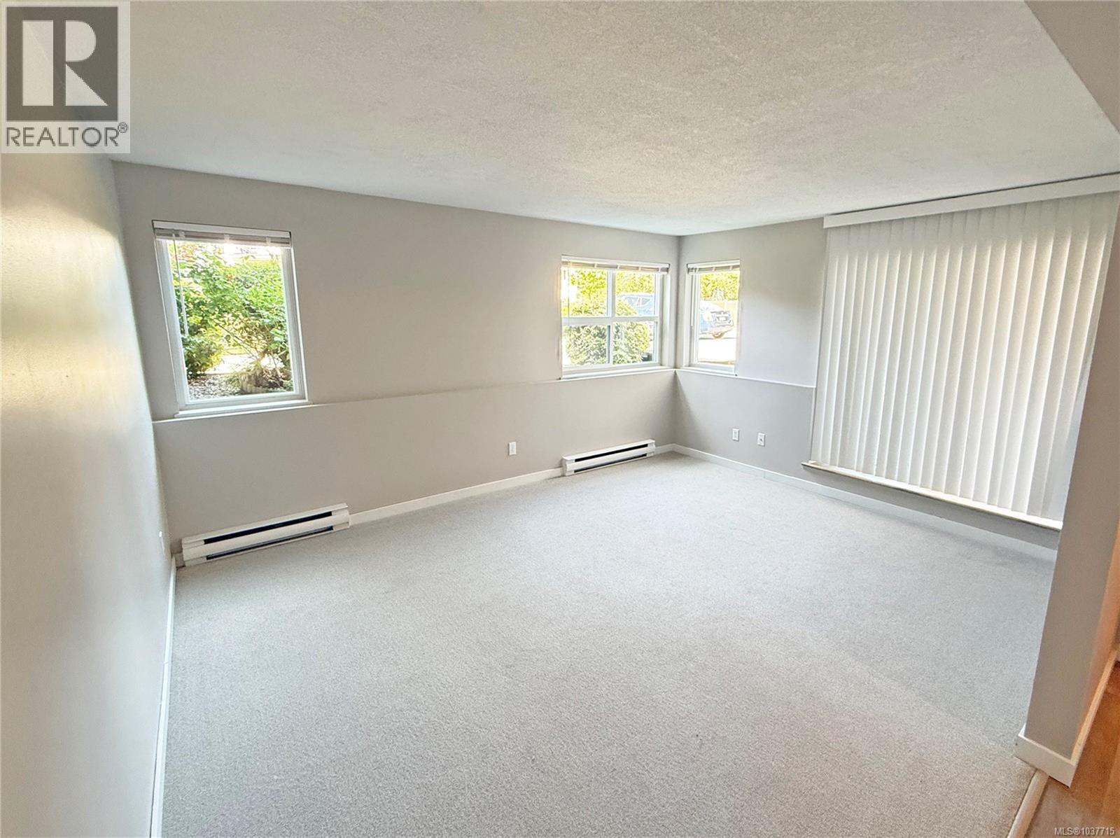 103 4700 Uplands Dr, Nanaimo