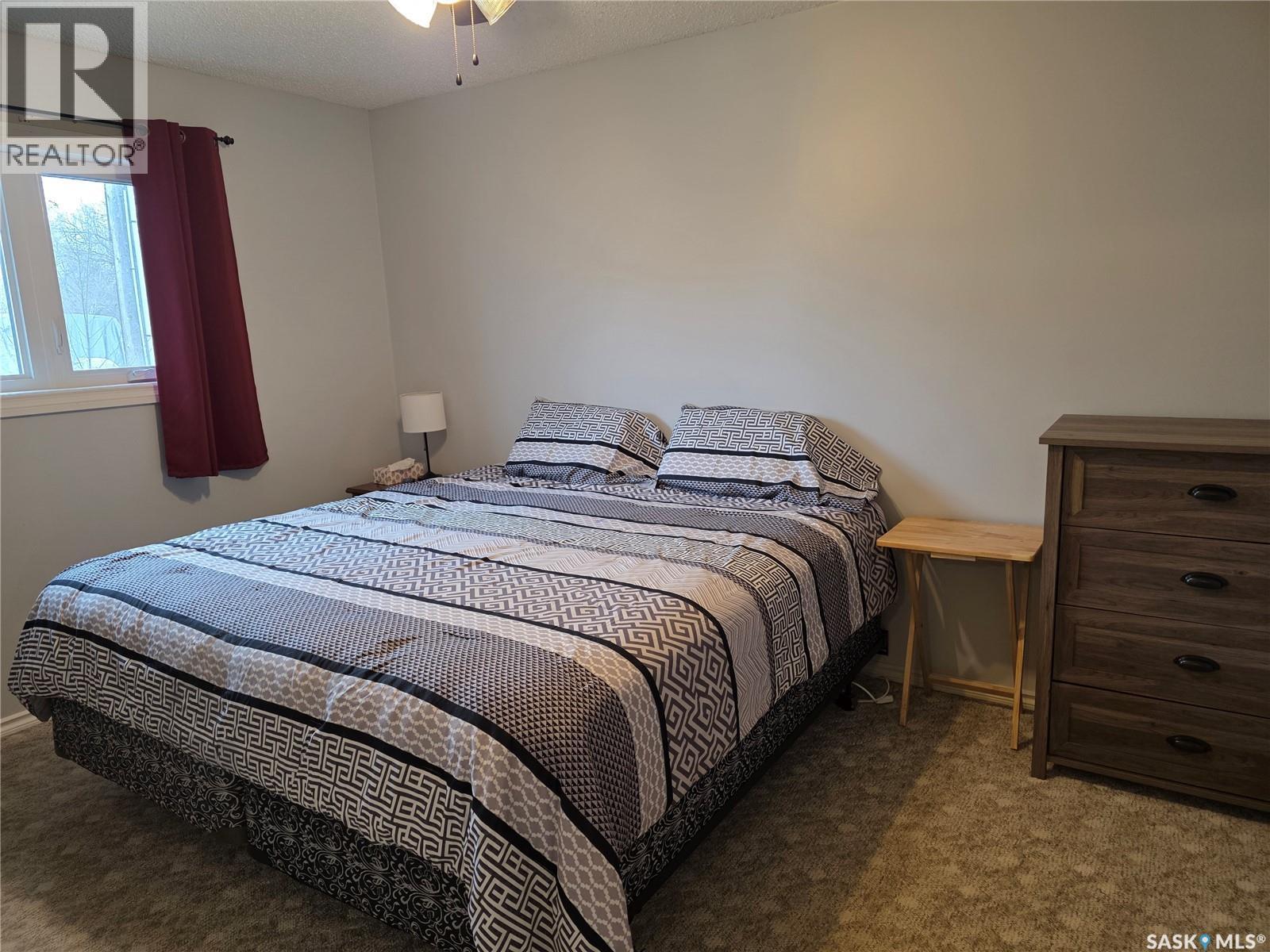 626 Jan AVENUE - 33