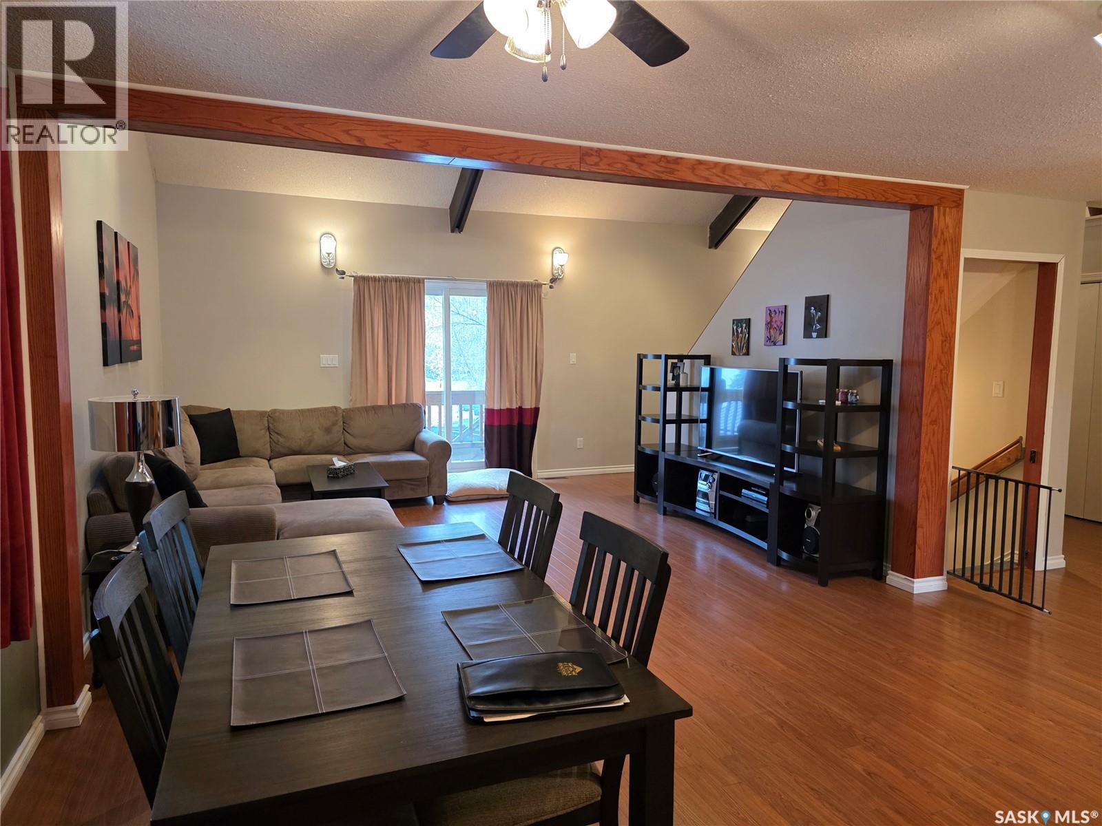 626 Jan AVENUE - 22