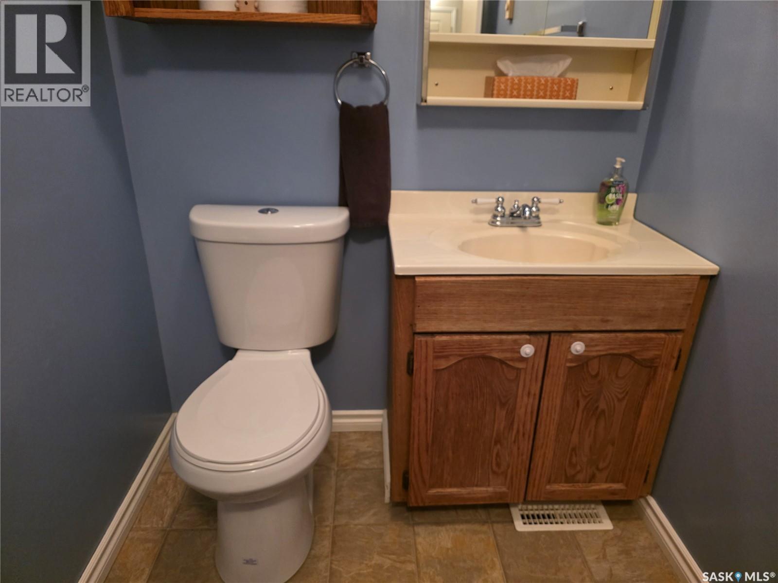 626 Jan AVENUE - 16