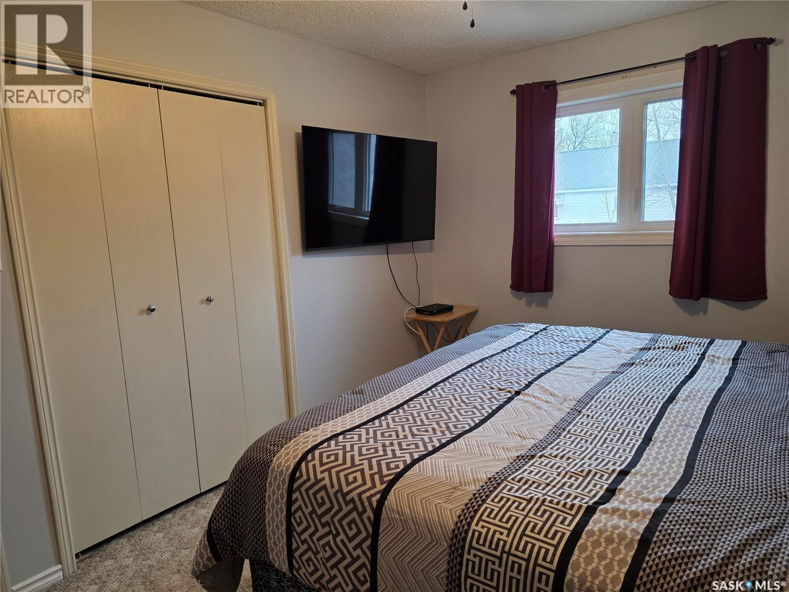 626 Jan AVENUE - 34