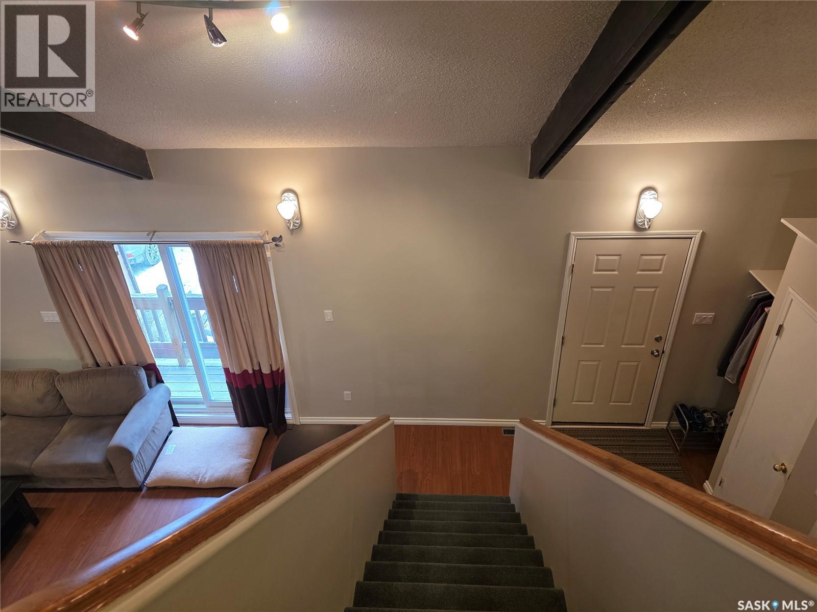 626 Jan AVENUE - 28