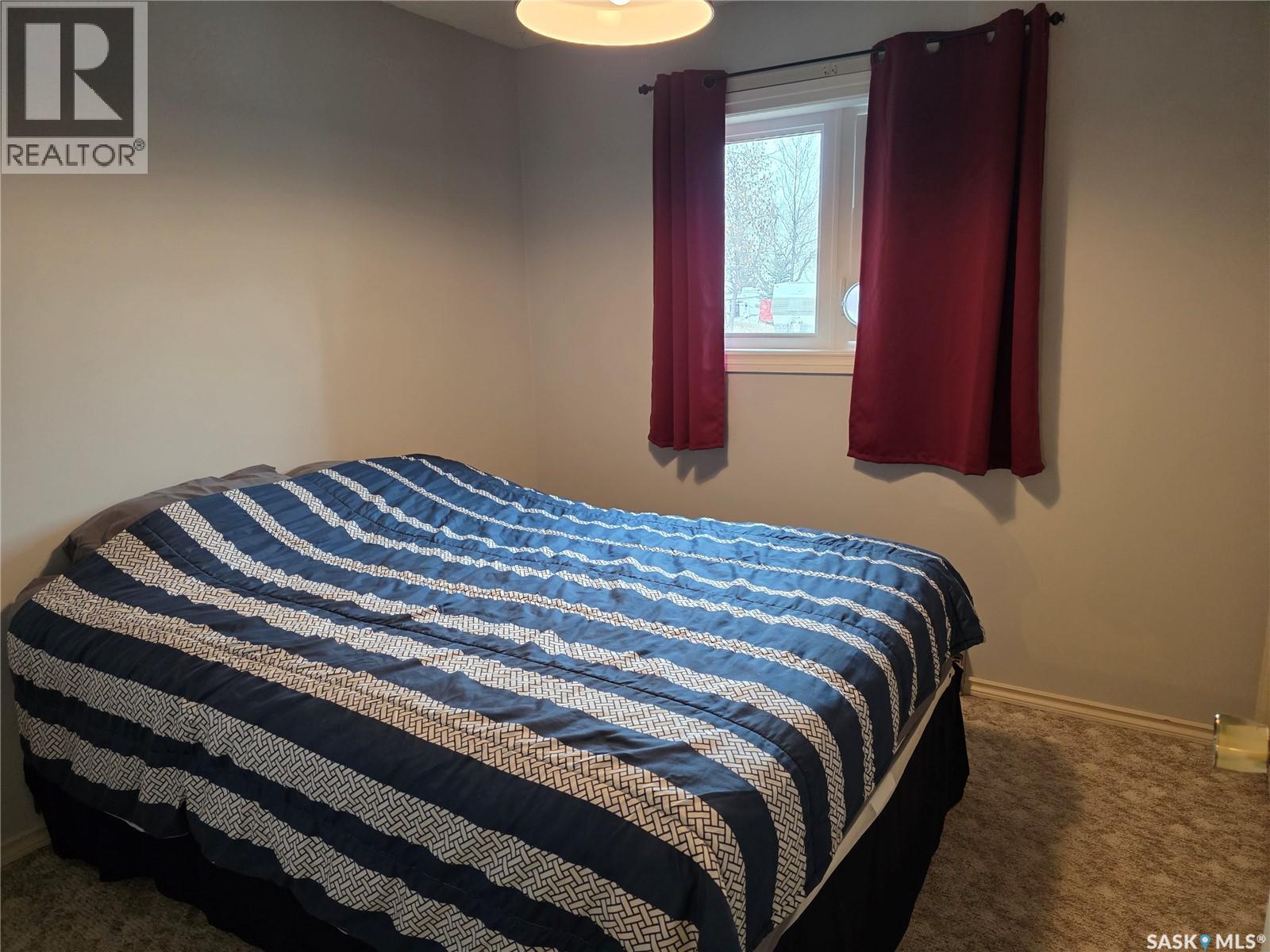 626 Jan AVENUE - 32