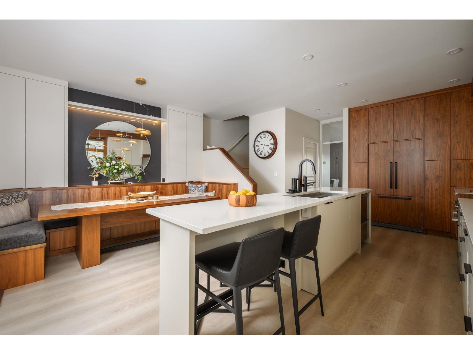 107 33751 7TH AVENUE, Mission