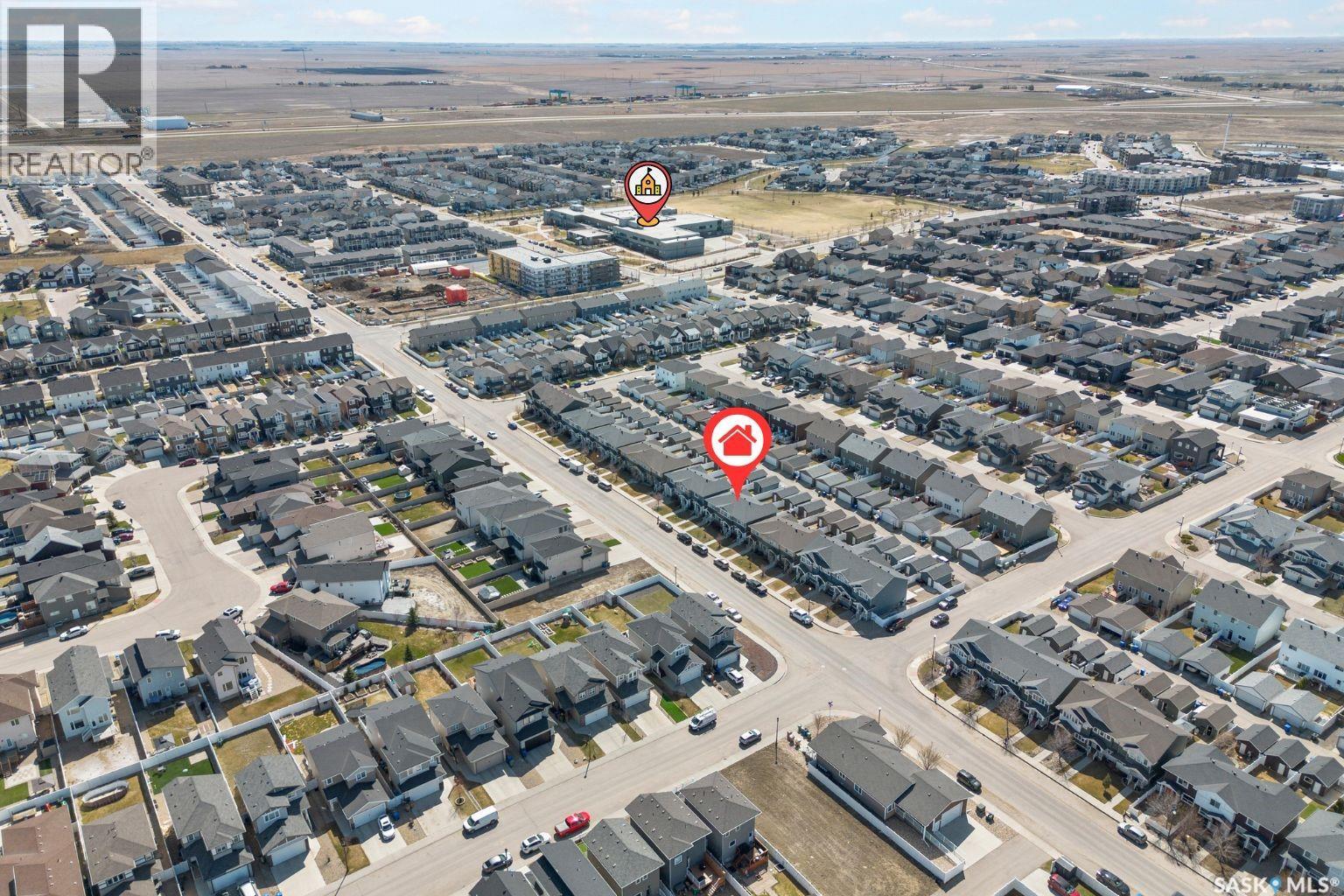 #4733 Primrose Green DRIVE E - 20