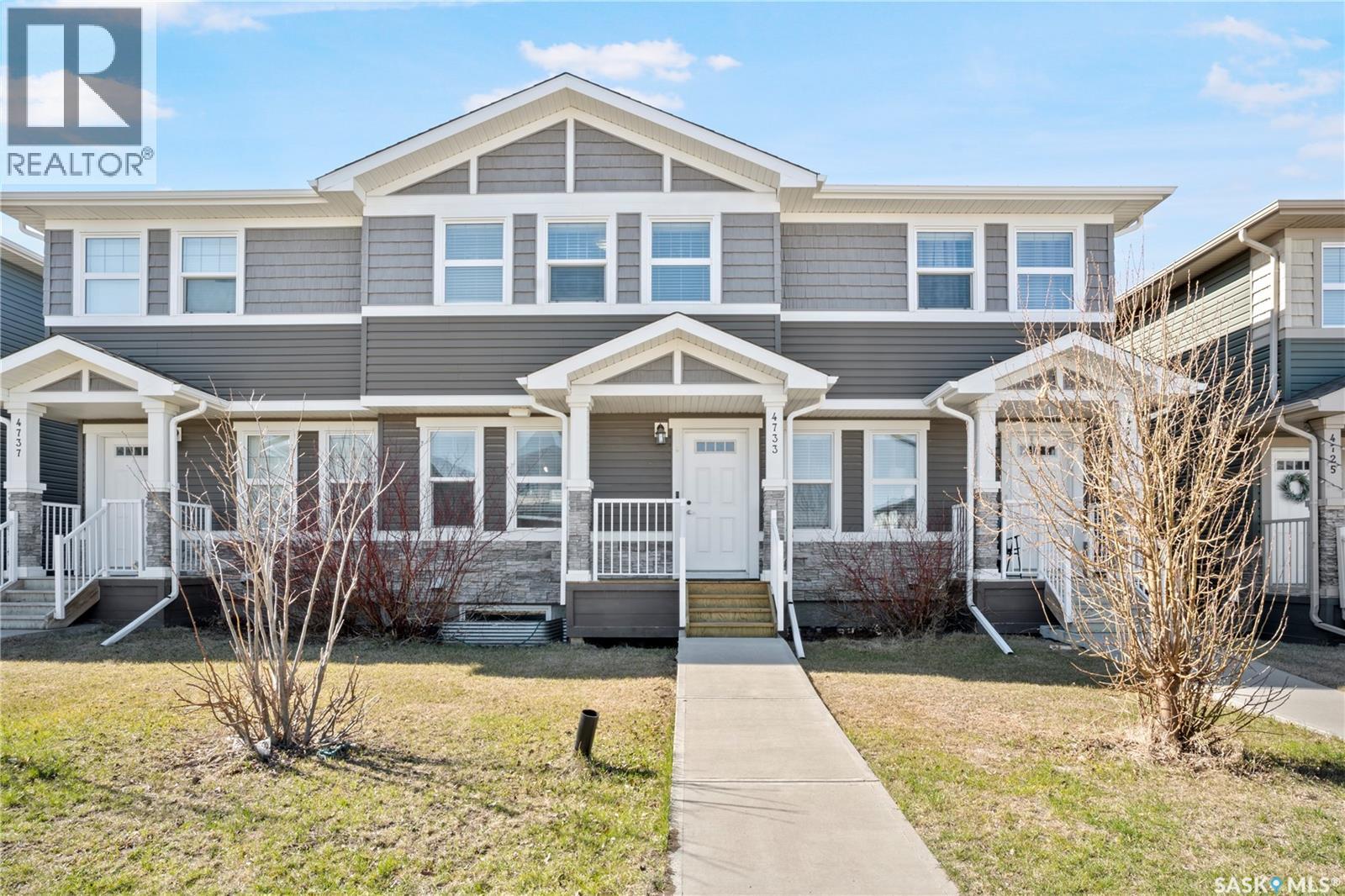 #4733 Primrose Green DRIVE E - 23