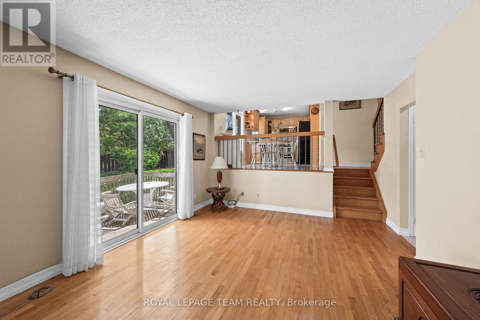 6 BYRD CRESCENT - 11