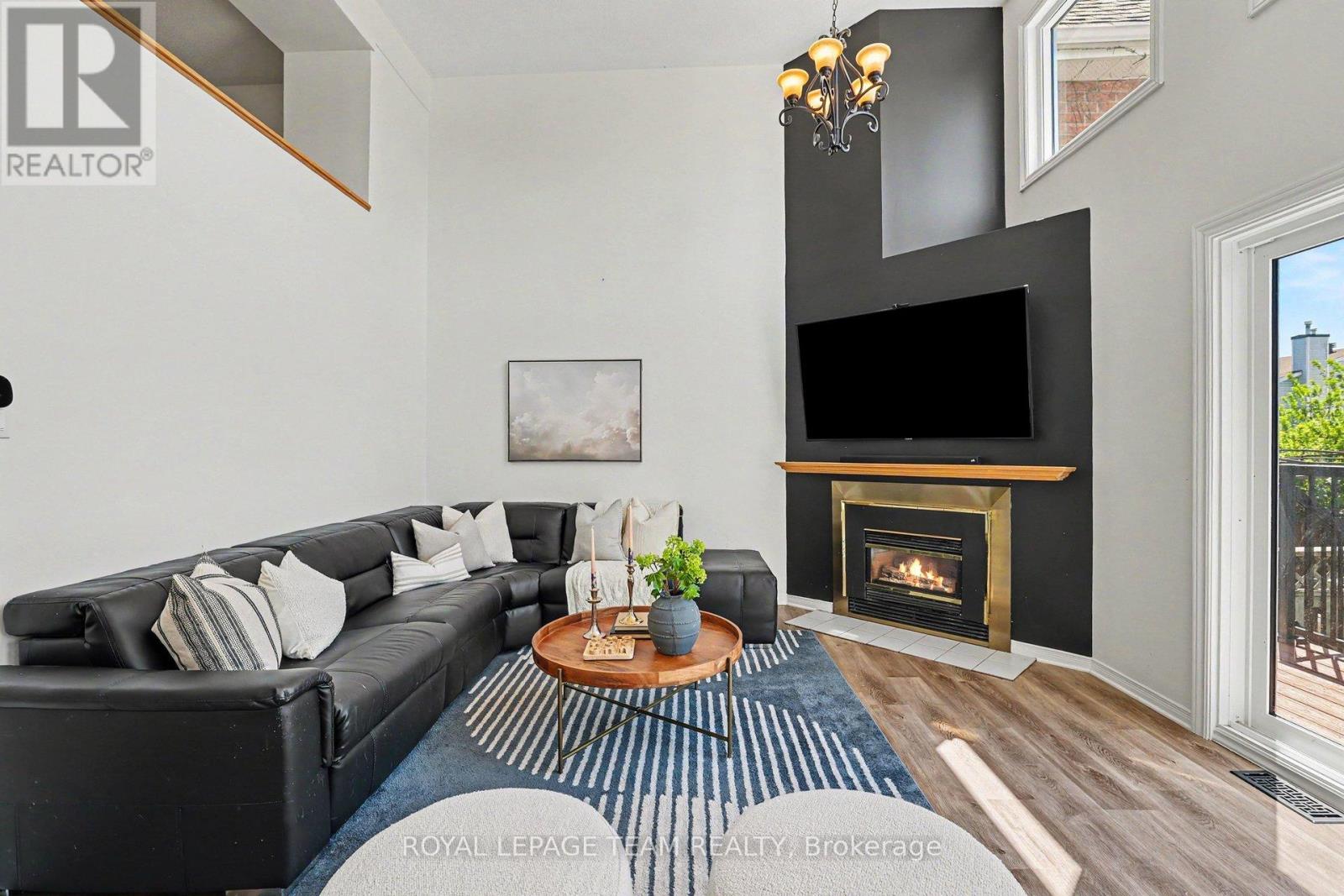 107 WOODPARK WAY - 8