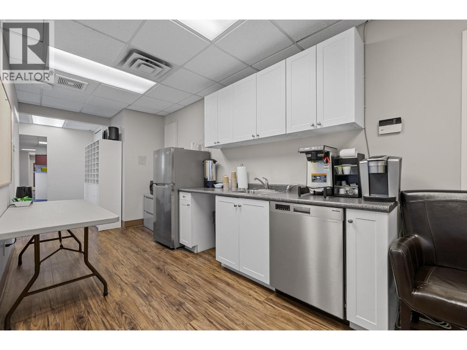 201 1505 Harvey Avenue, Kelowna