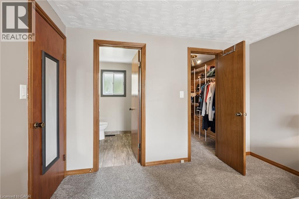 53 BOCK Court - 34