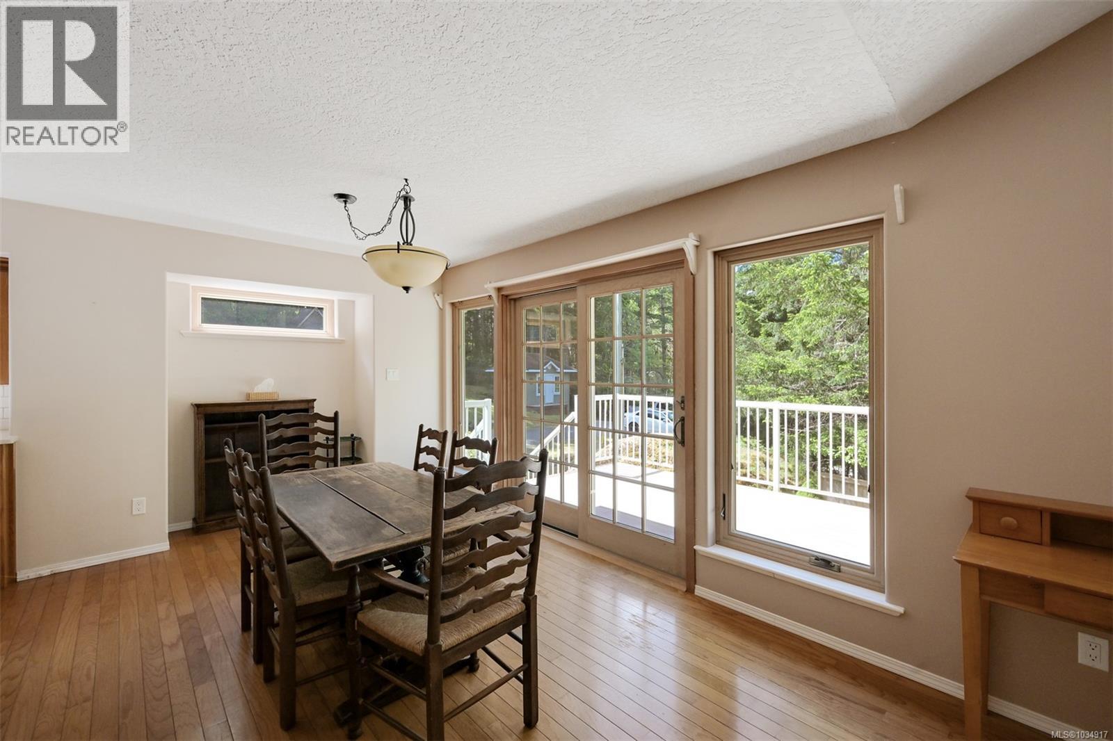 1170 Woodley Ghyll Dr, Metchosin