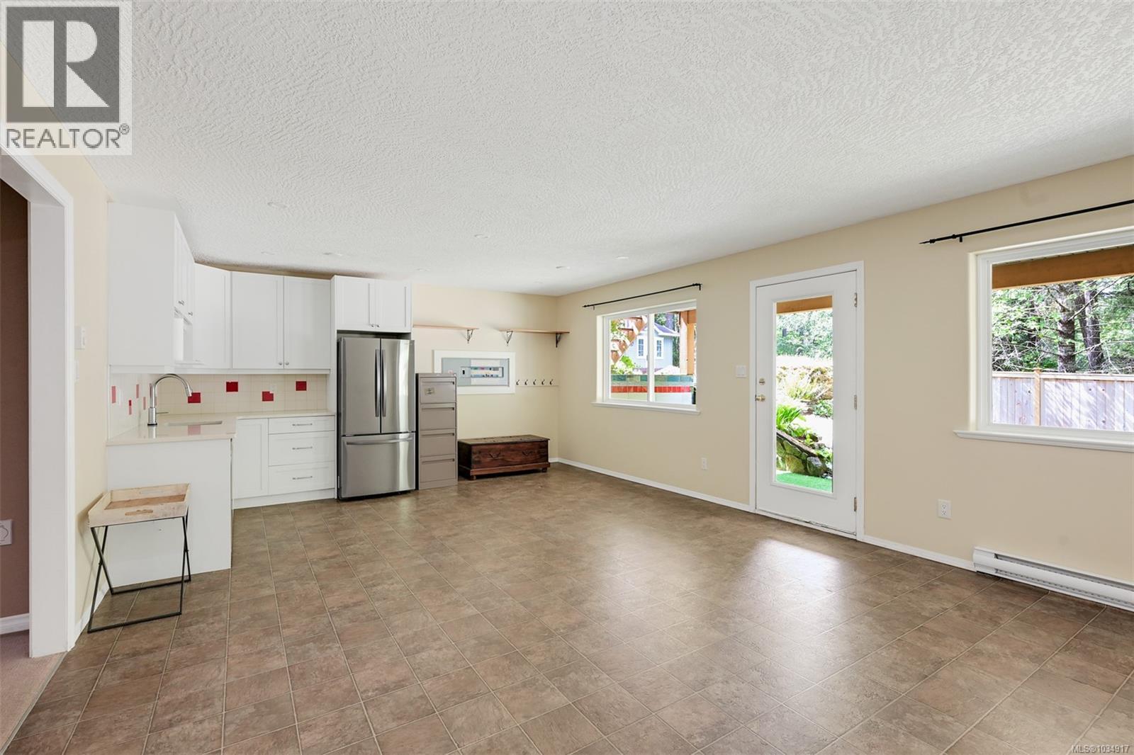 1170 Woodley Ghyll Dr, Metchosin