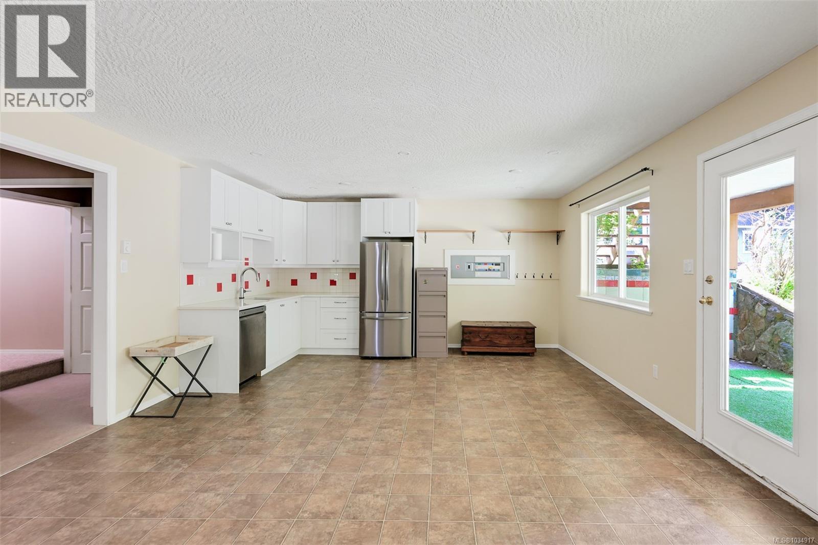 1170 Woodley Ghyll Dr, Metchosin