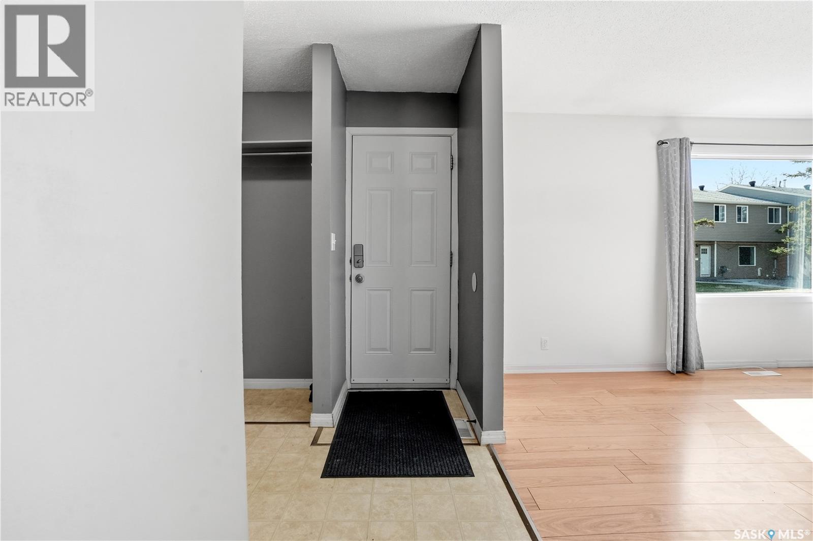 #4174 Castle ROAD - Image 3