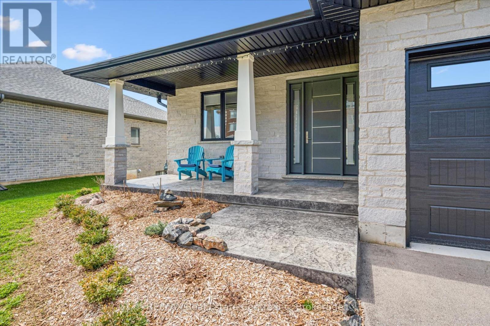 14 FAITH DRIVE - Image 35