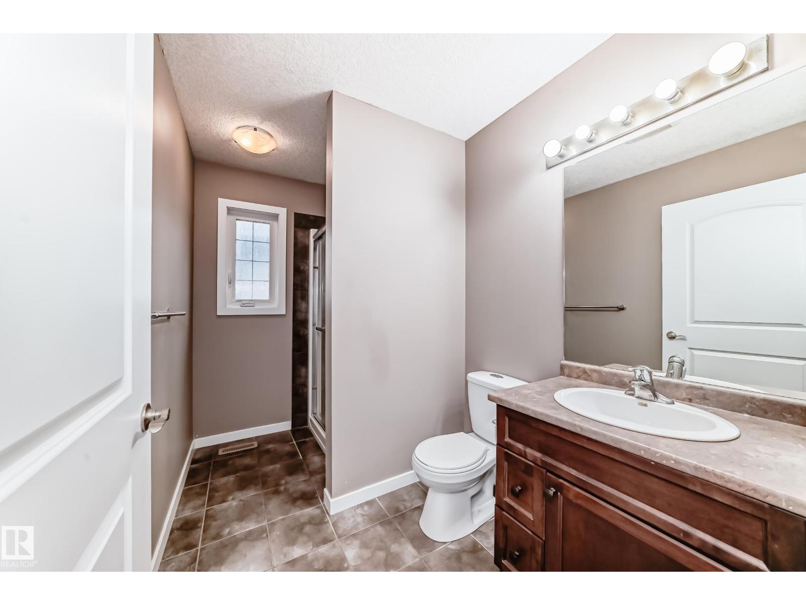 16737 60St NW - 24