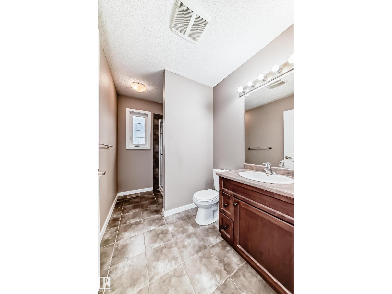 16737 60St NW - 25