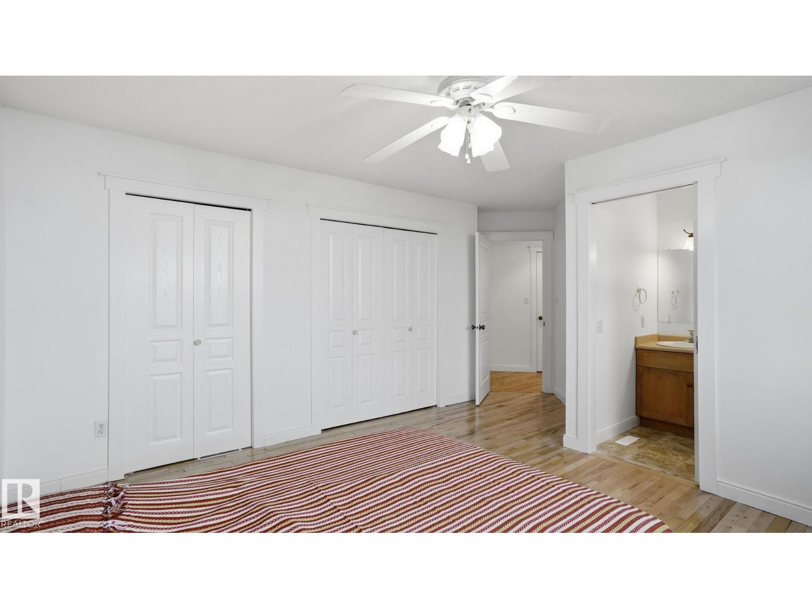 9611 77 AV NW - 17
