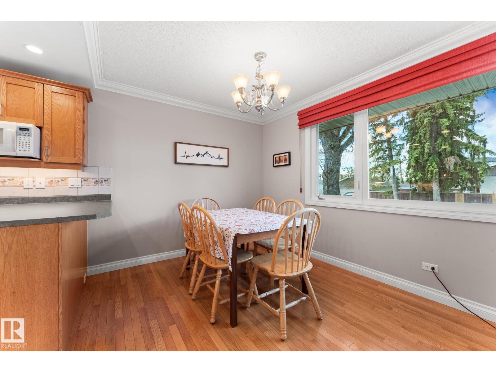 4719 117A ST NW NW - 11