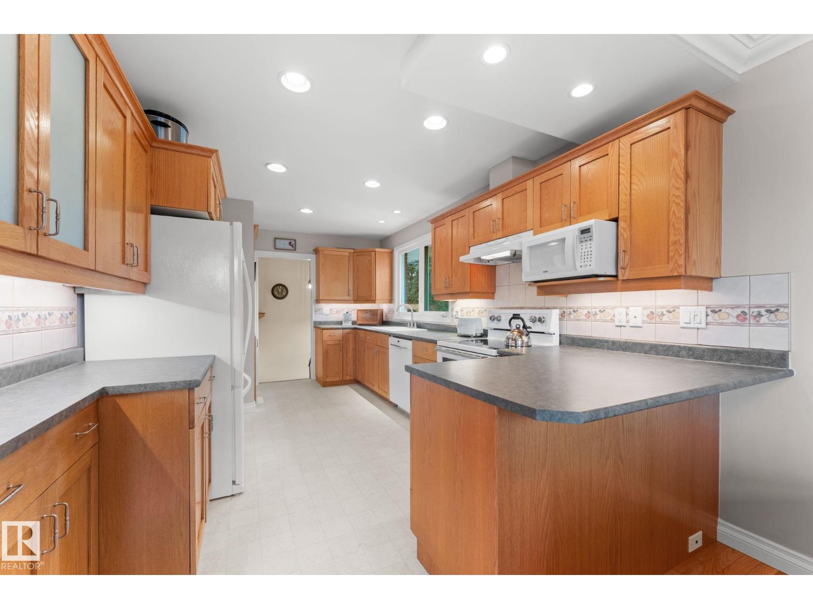 4719 117A ST NW NW - 13