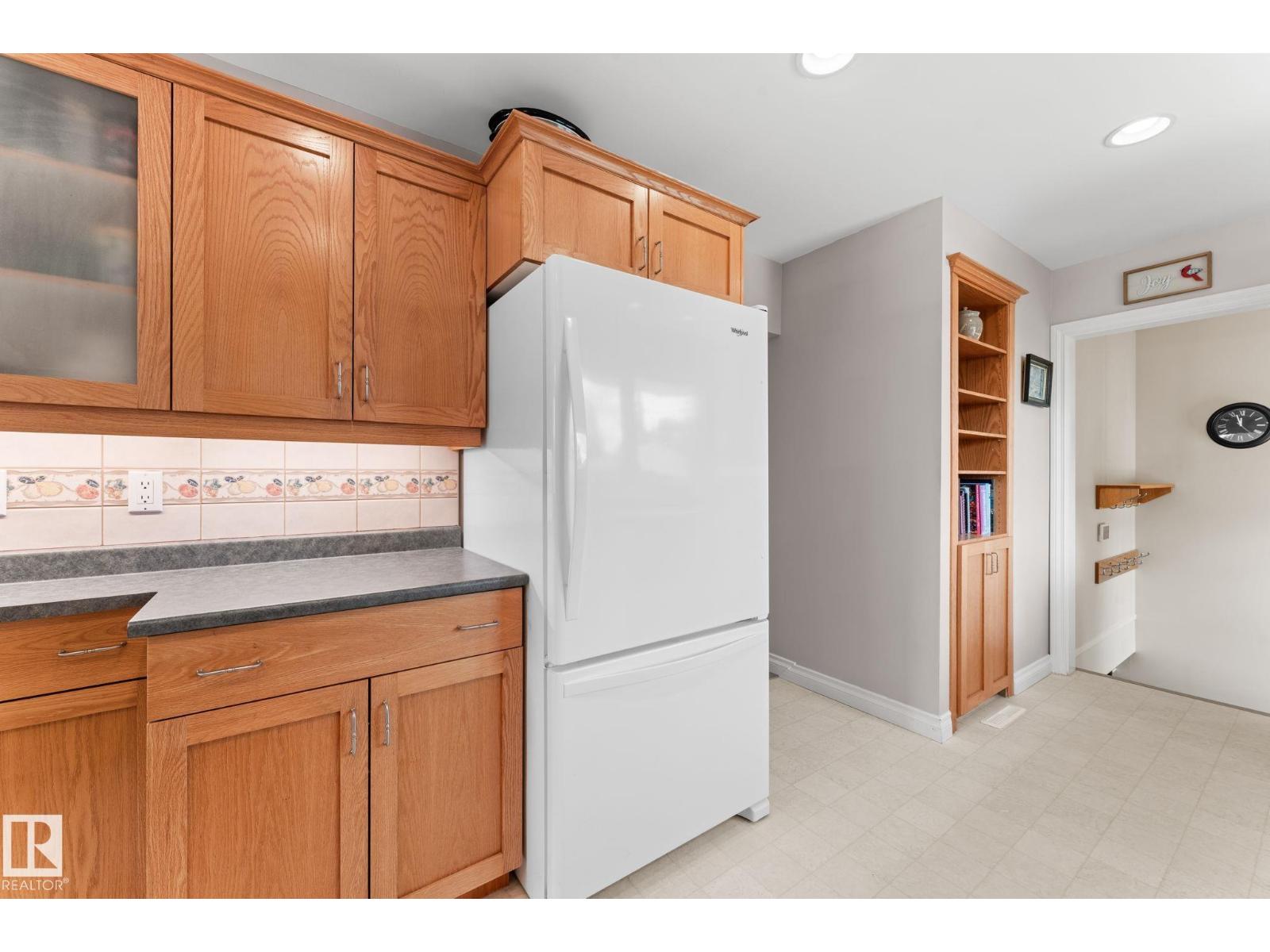 4719 117A ST NW NW - 15