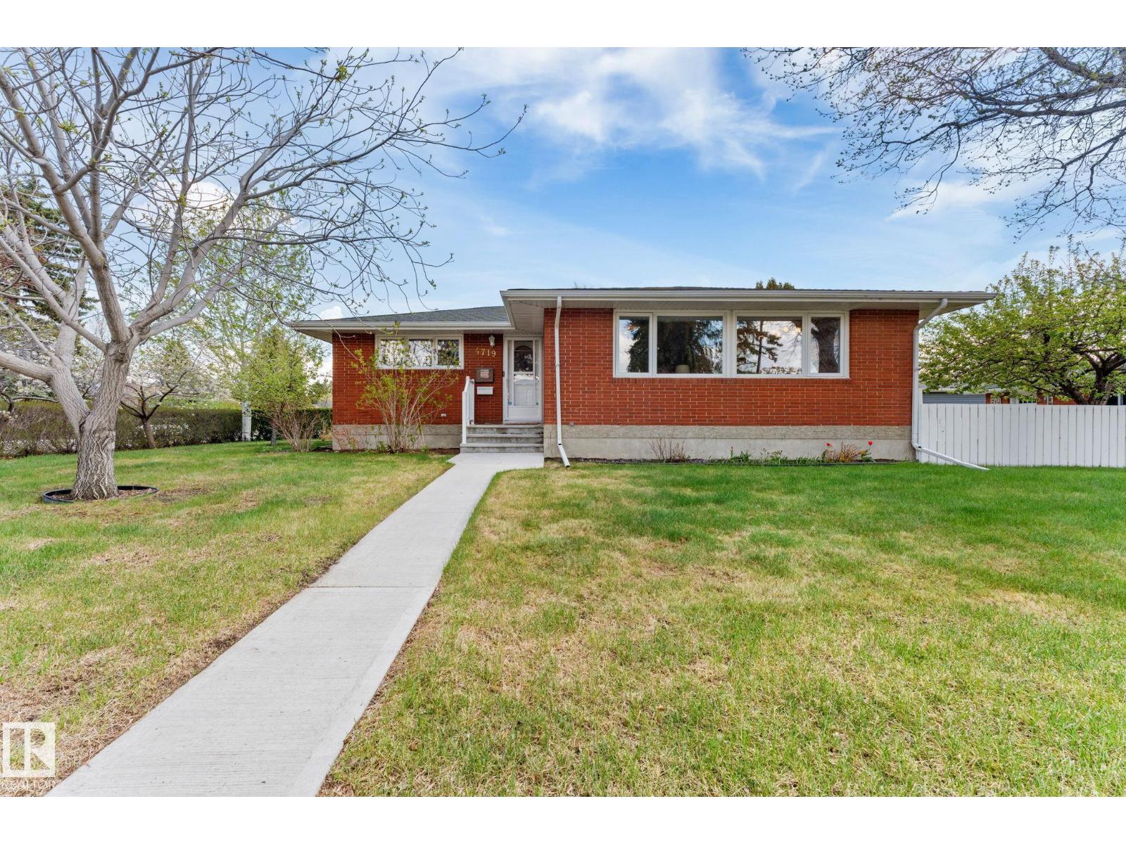 4719 117A ST NW NW - Image 2
