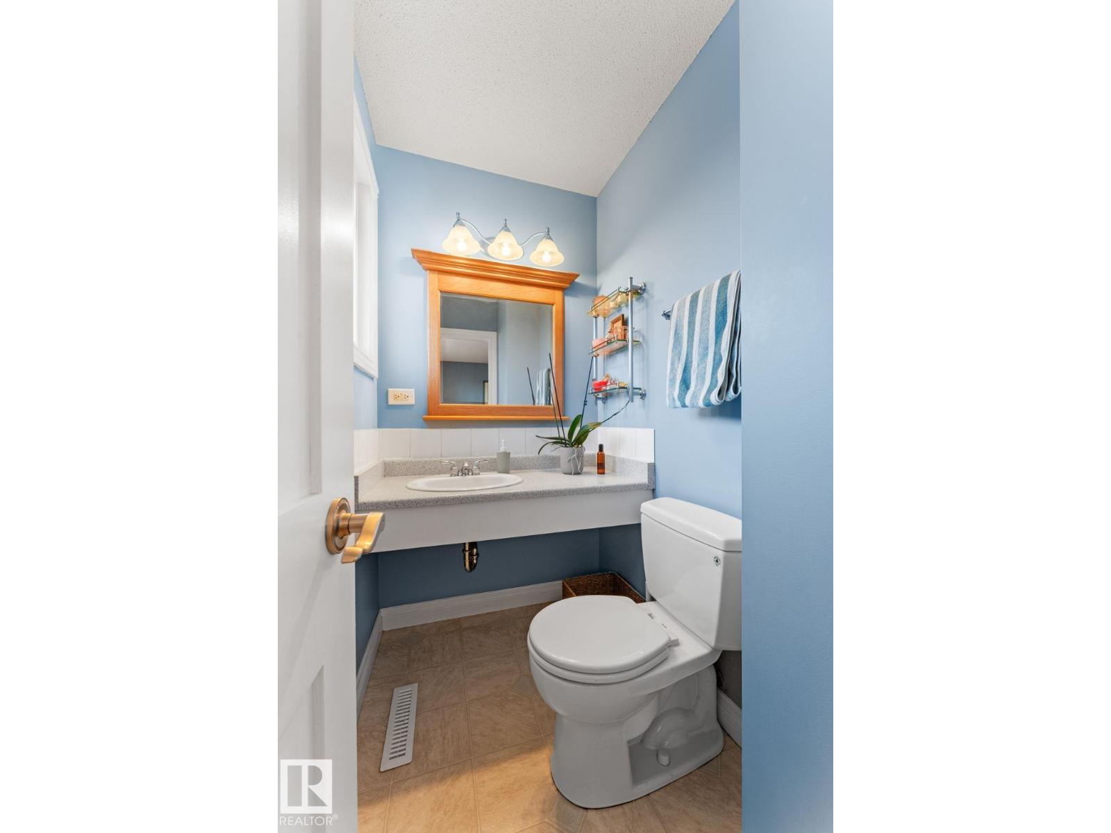 4719 117A ST NW NW - 24