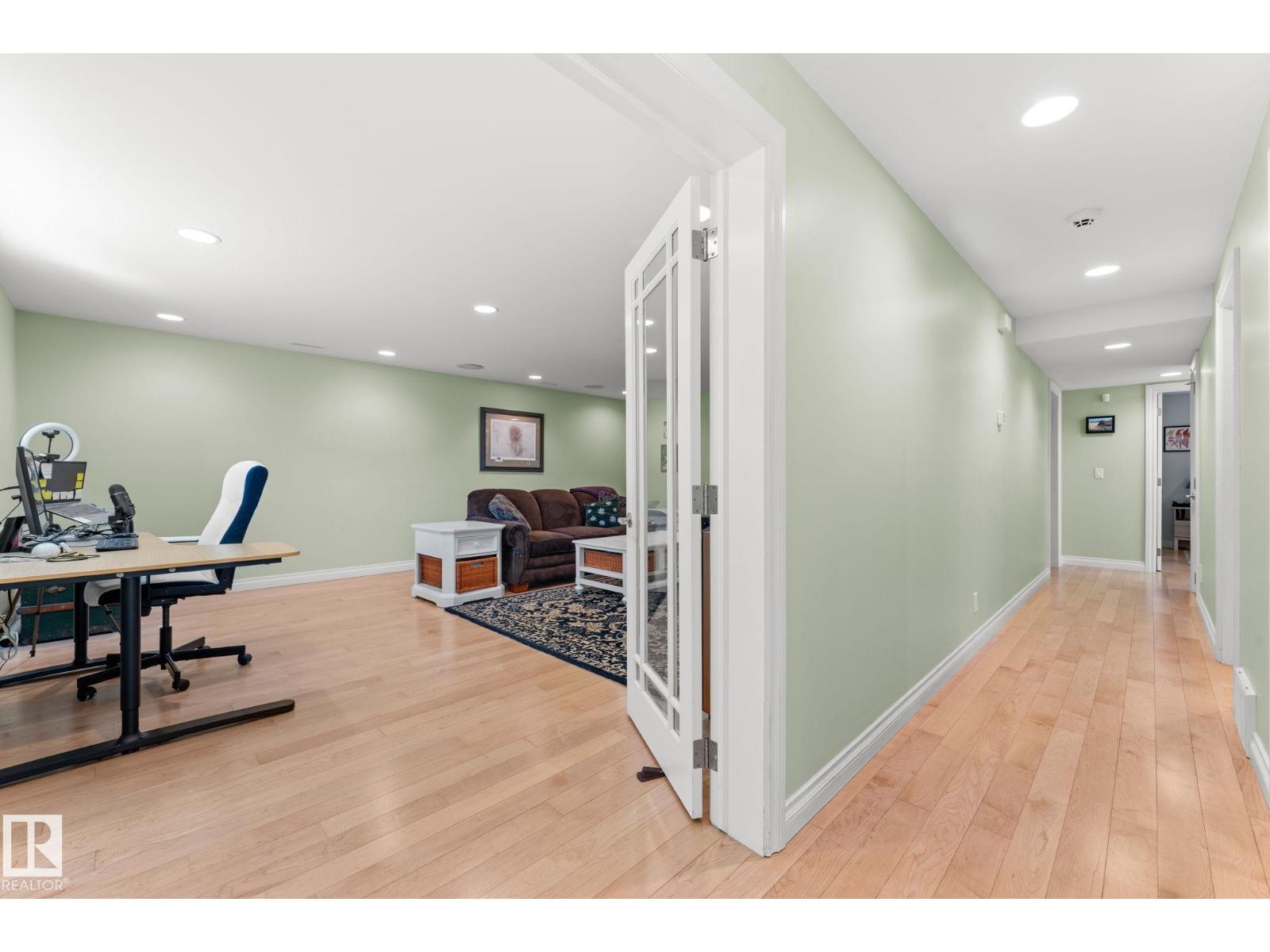 4719 117A ST NW NW - 28