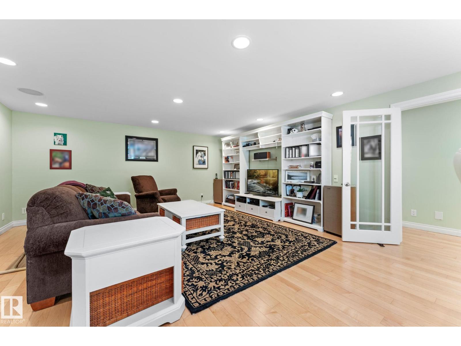 4719 117A ST NW NW - 30