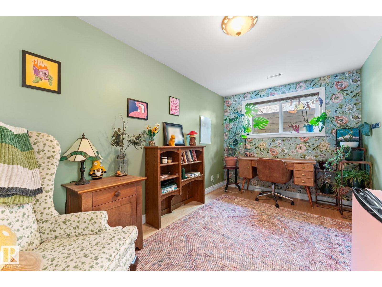 4719 117A ST NW NW - 32