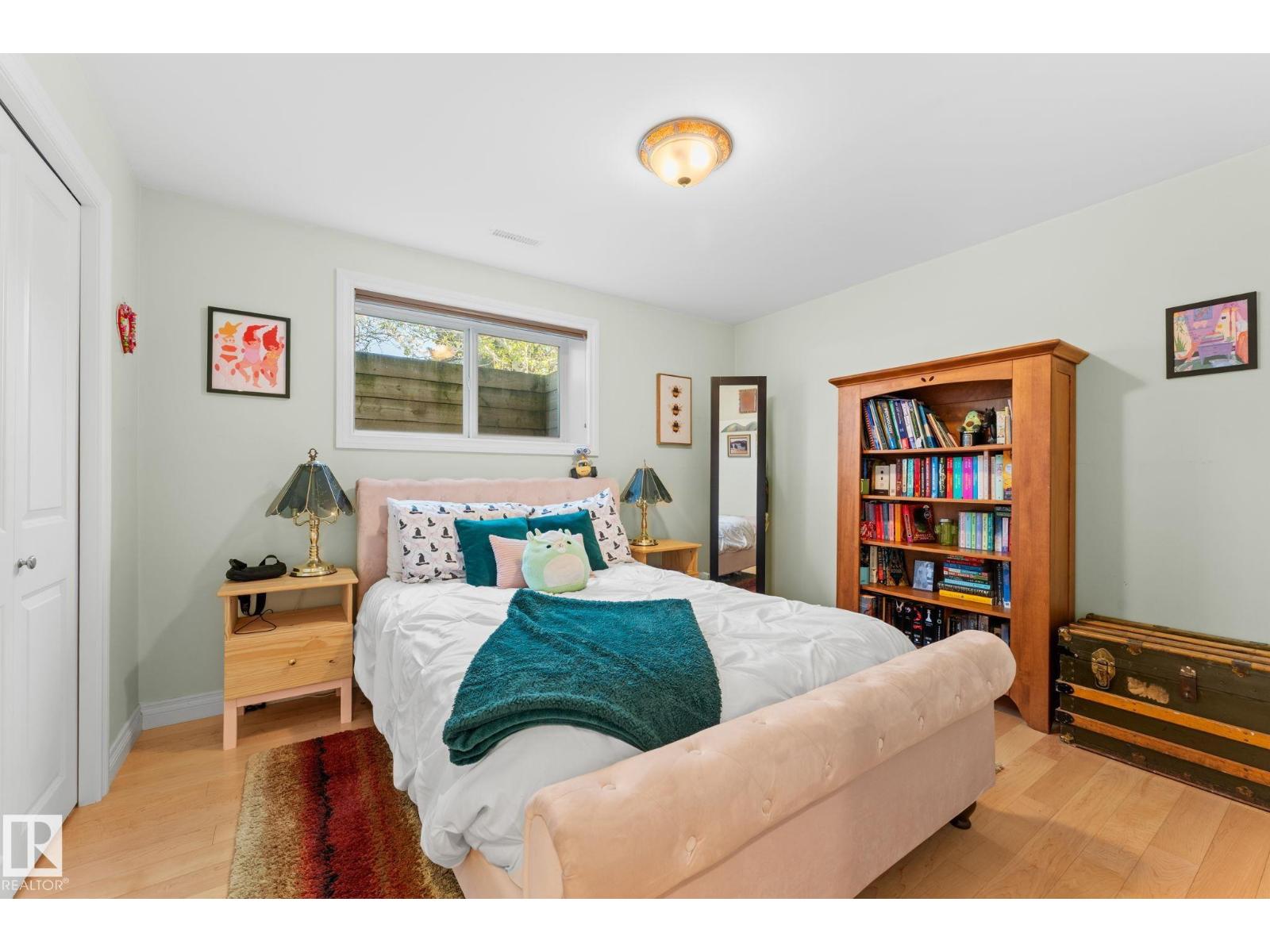 4719 117A ST NW NW - 34