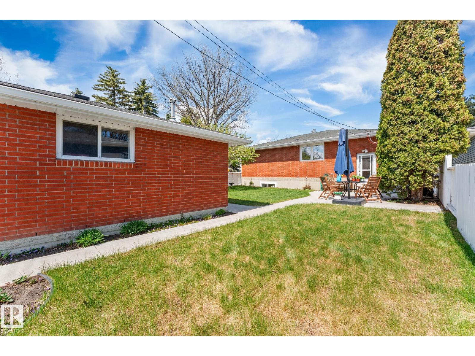 4719 117A ST NW NW - 42