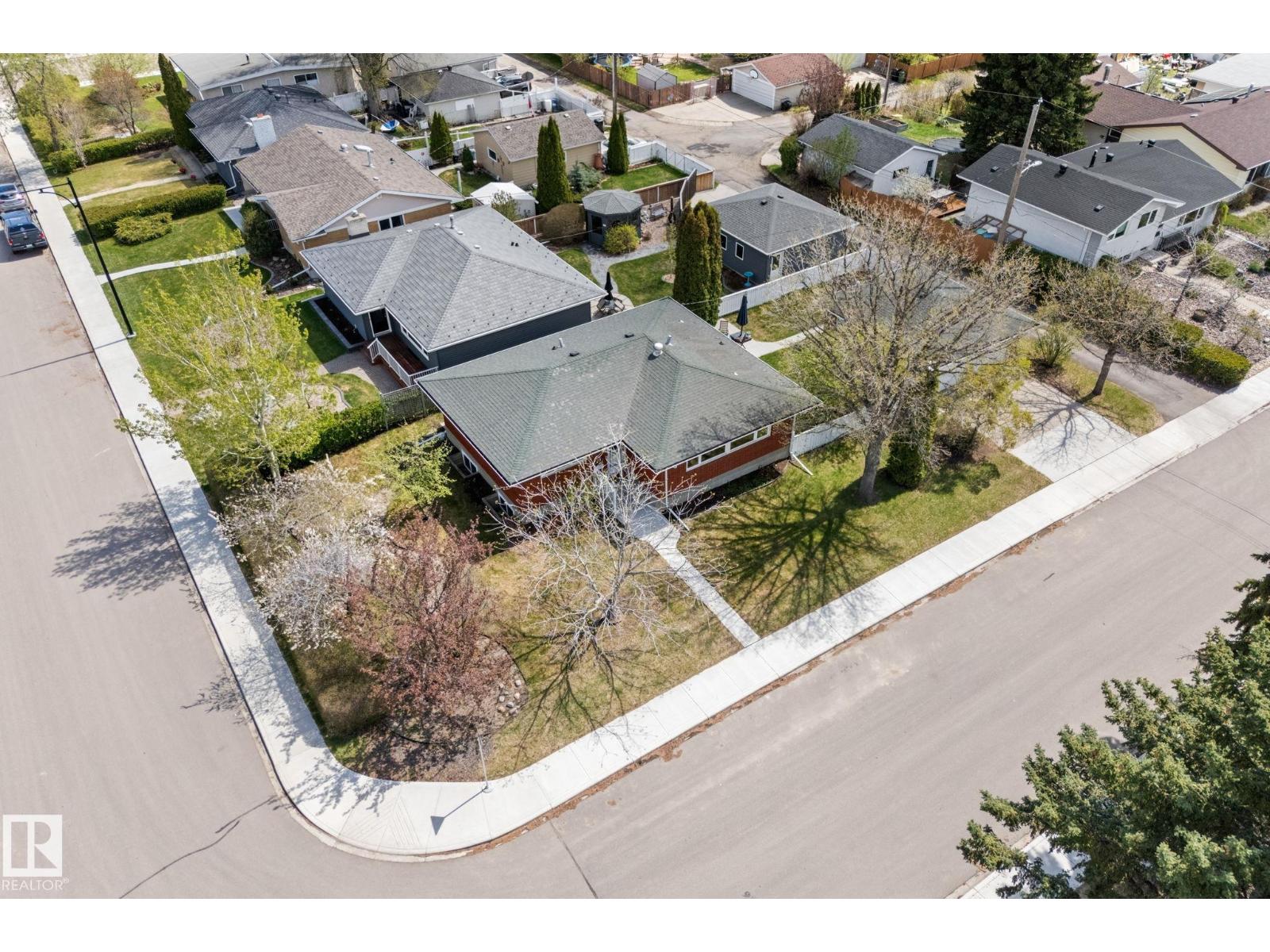 4719 117A ST NW NW - 45