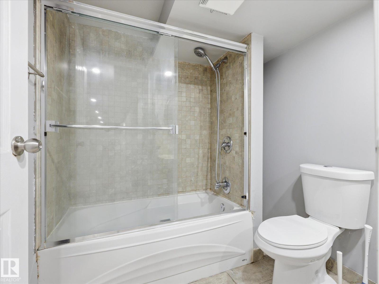 14320 117 ST NW - 27