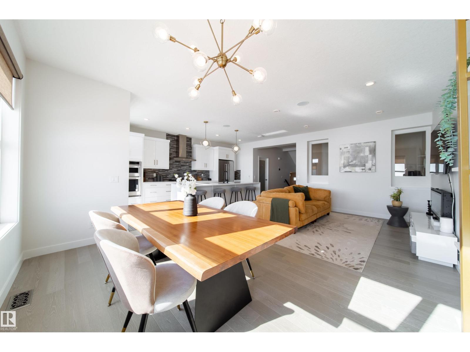 19 STURTZ PL — photo 12