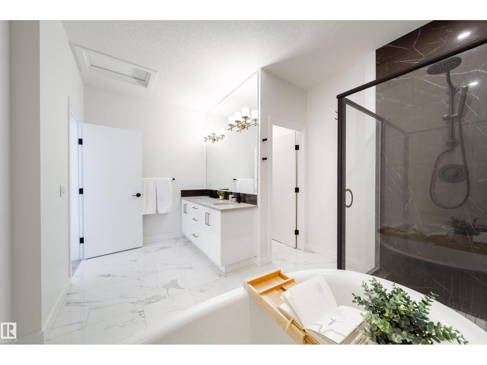 19 STURTZ PL — photo 25