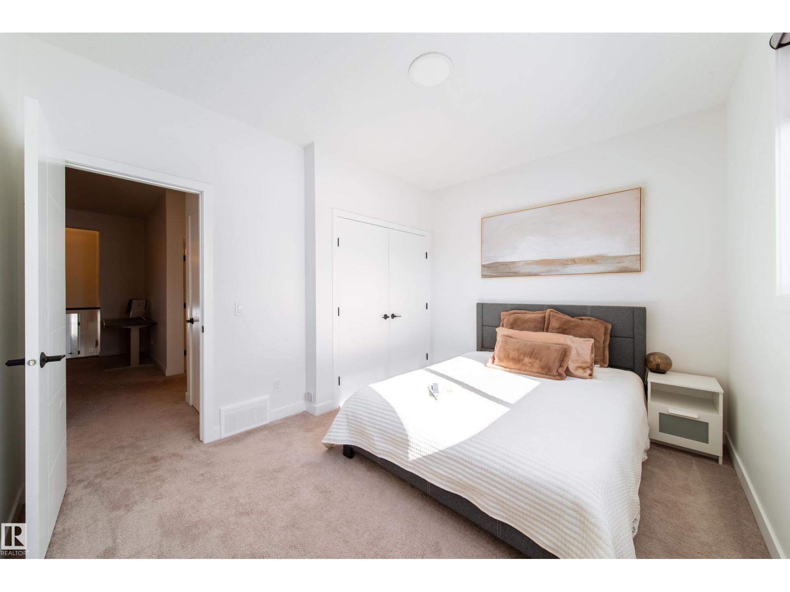 19 STURTZ PL — photo 30