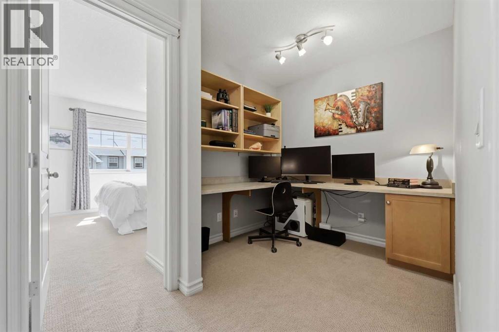 302 Inglewood Grove SE - 22