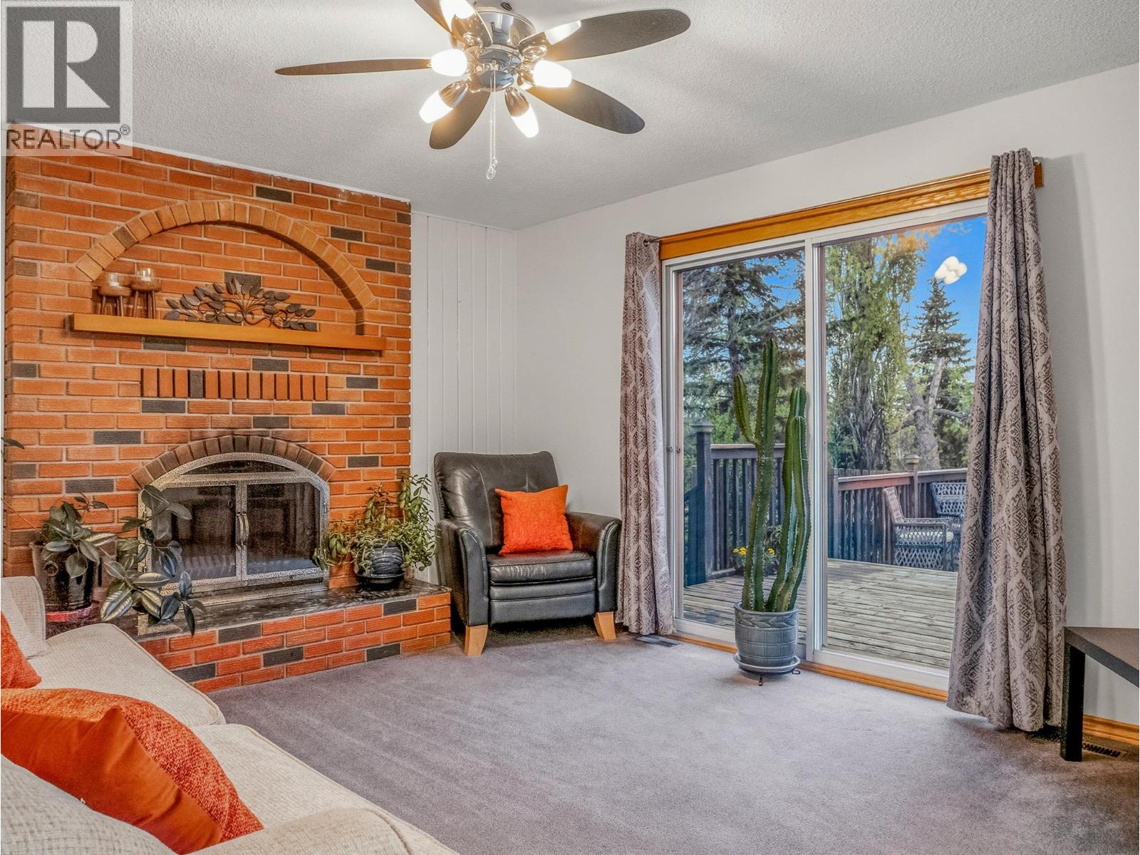 9433 7 Street, Dawson Creek