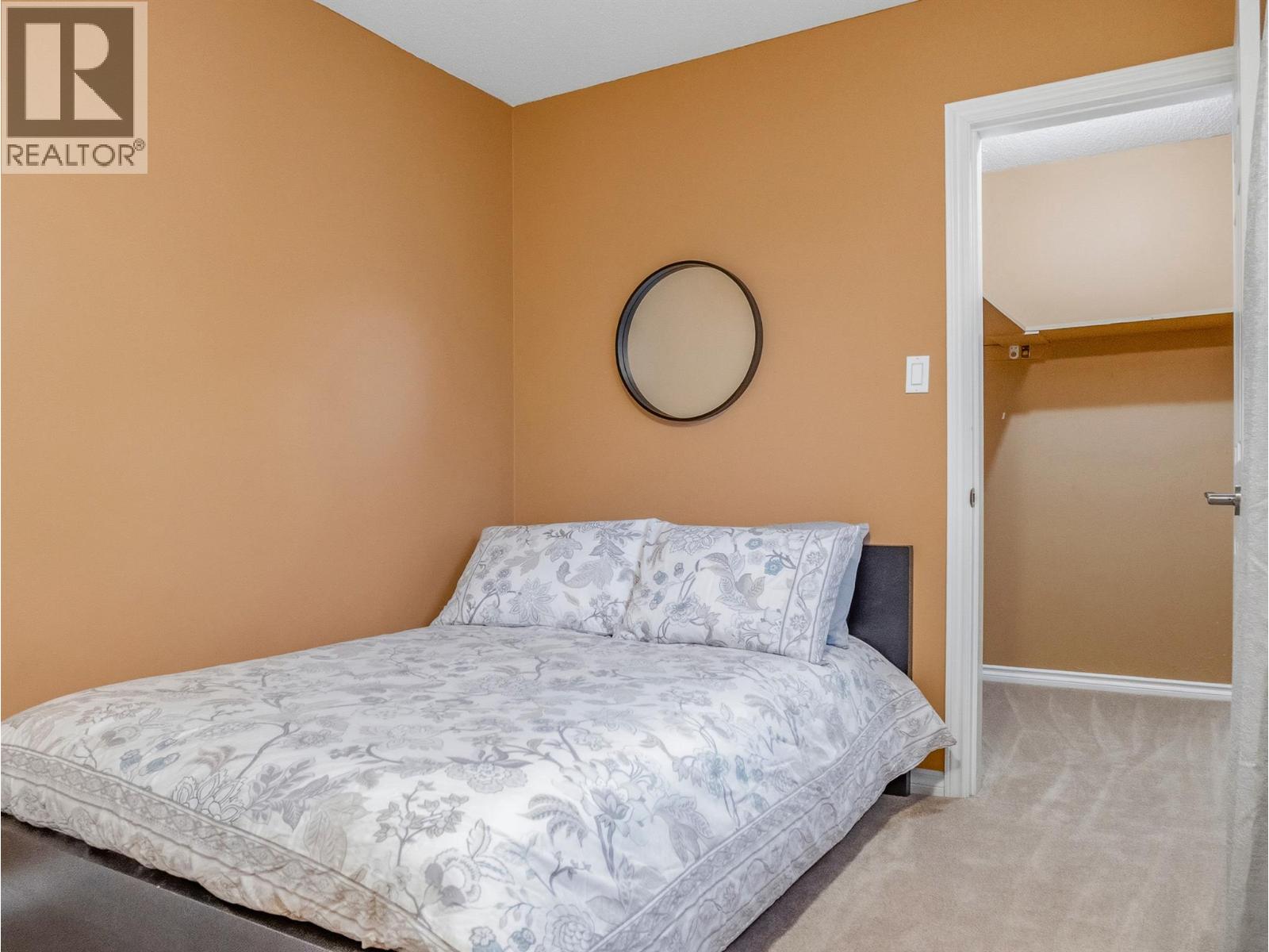 9433 7 Street - 41