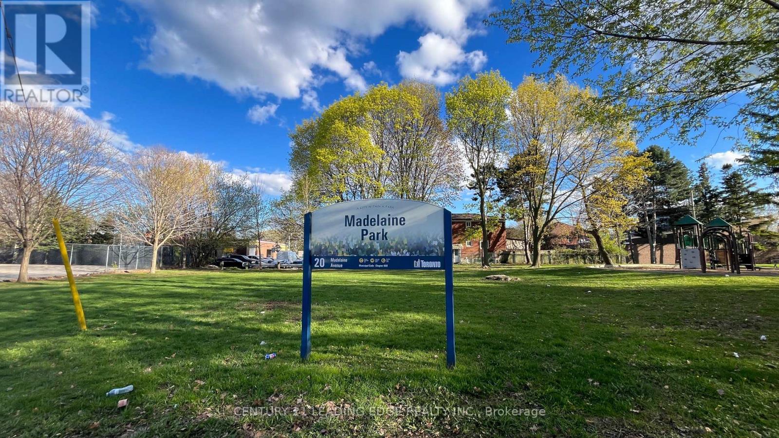 25 MADELAINE AVENUE - 3