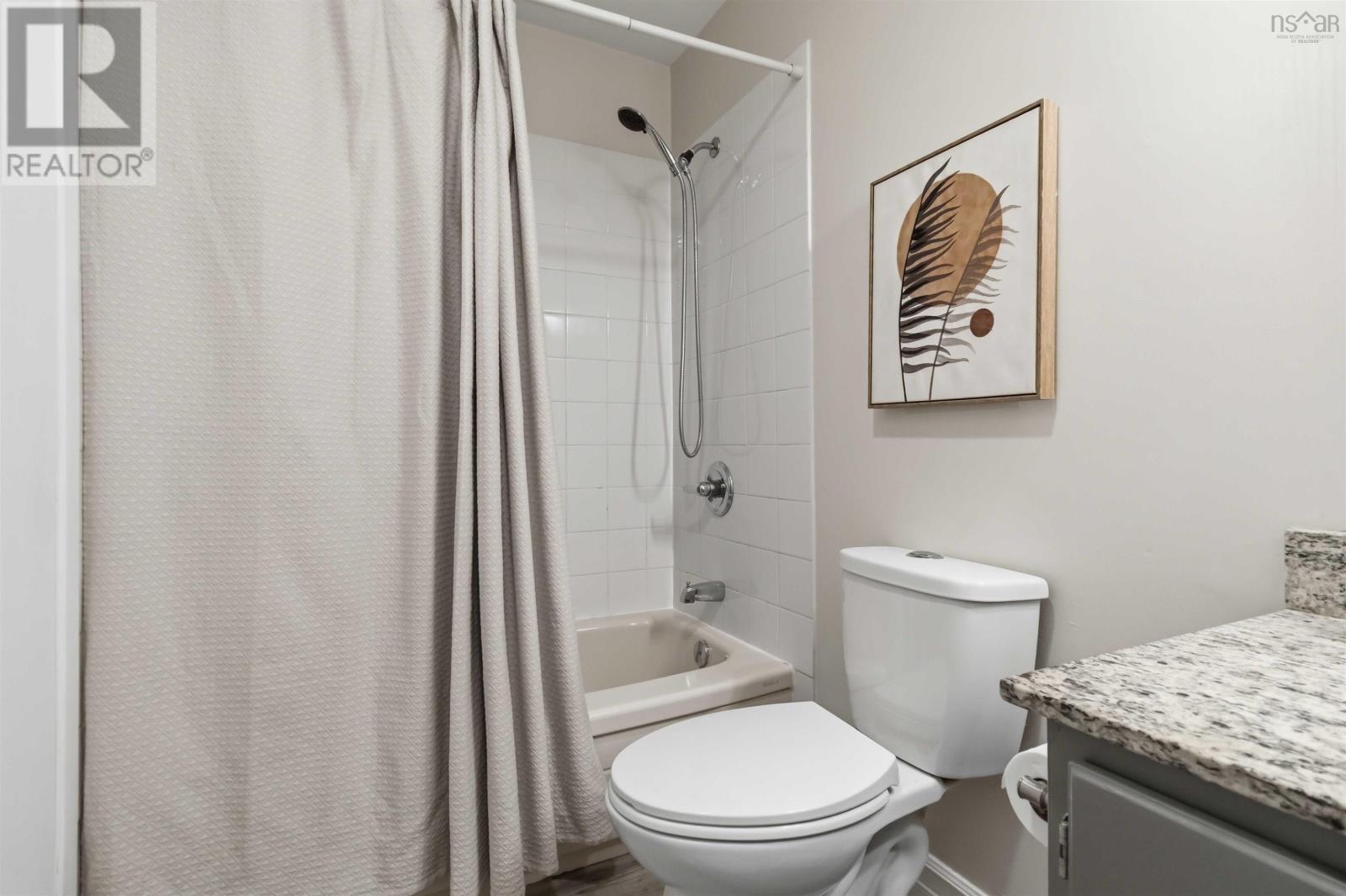 Property 33 of 50 of Suite 9 4 Rose Way