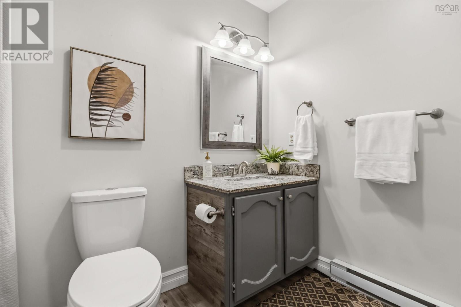 Property 32 of 50 of Suite 9 4 Rose Way