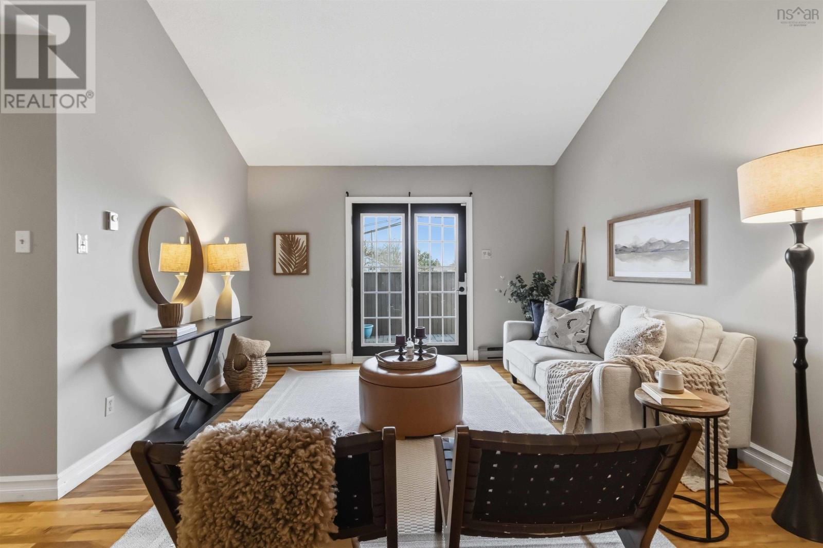 Property 8 of 50 of Suite 9 4 Rose Way