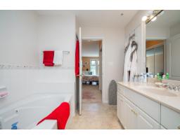 409 15340 19a Avenue, Surrey, BC V4A9W1 Photo 22