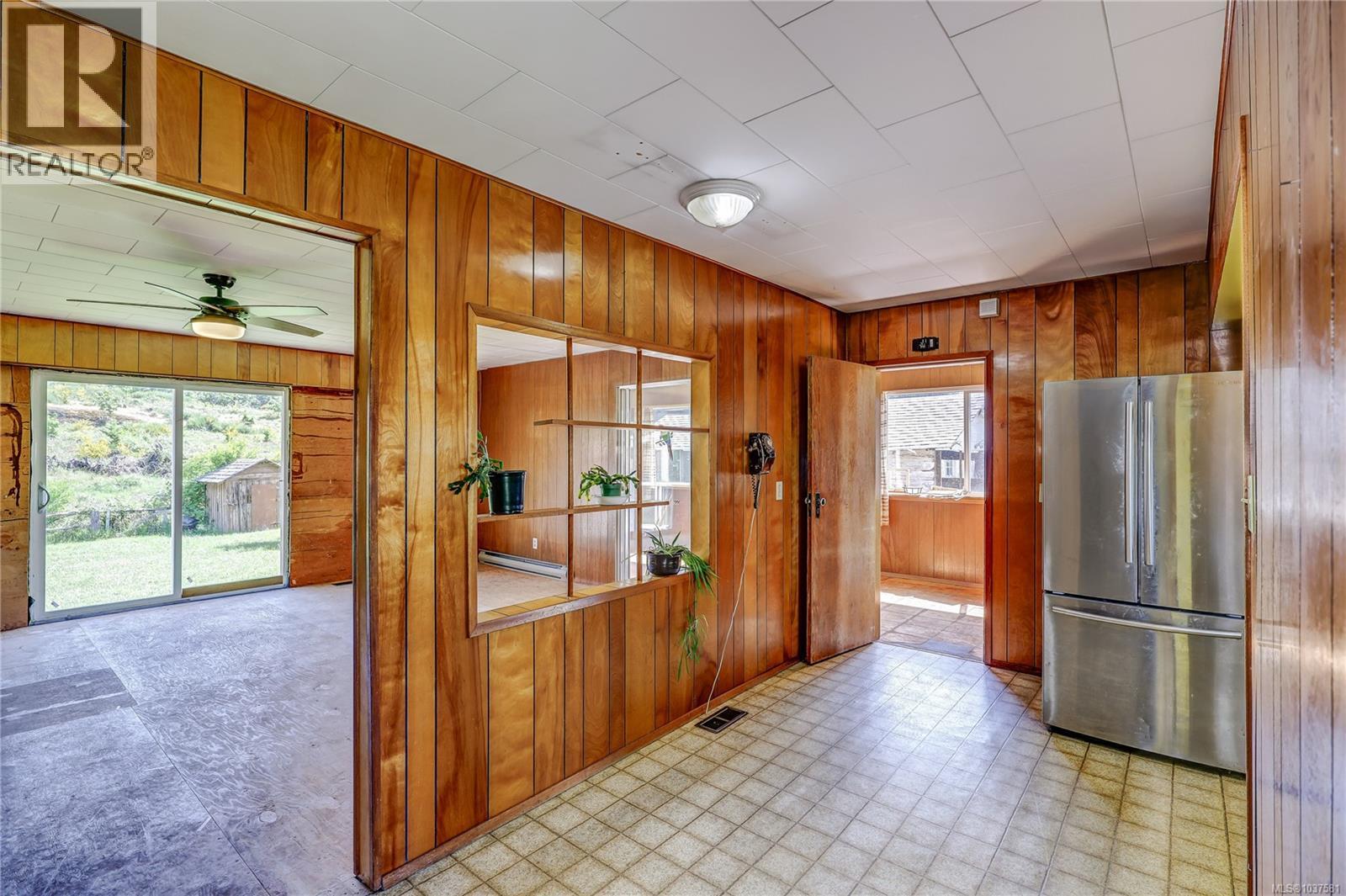 2348 Yellow Point Rd - 8