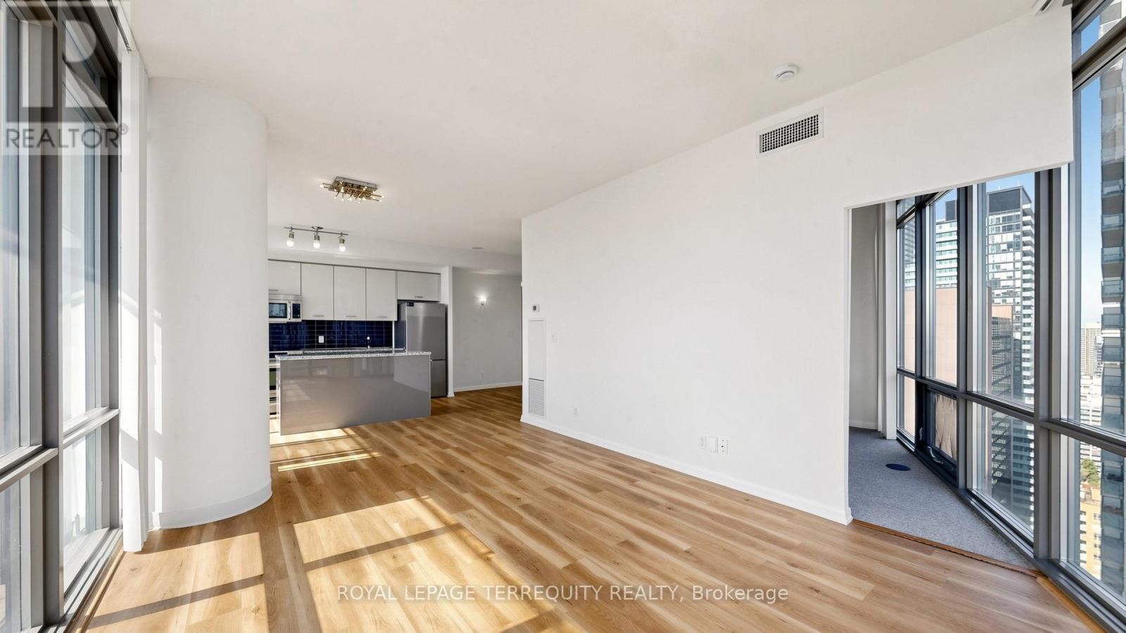 #2710 832 BAY STREET - 15